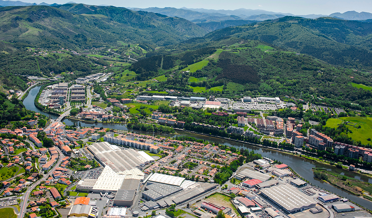 L'entreprise de meubles Sokoa est basée au Pays Basque