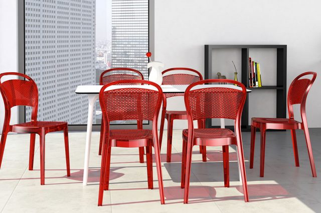 La tendance des meubles transparents : pourquoi sont-ils incontournables ?