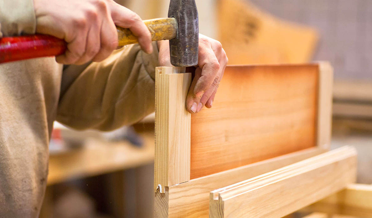 Mobilier en bois sur mesure fabriqué par un ébéniste