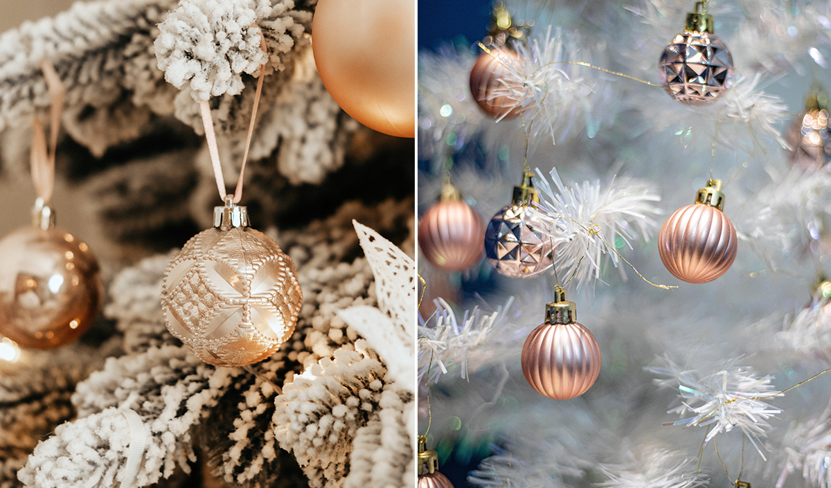 Boule de Noël rose sur sapin artificiel et sapin naturel 