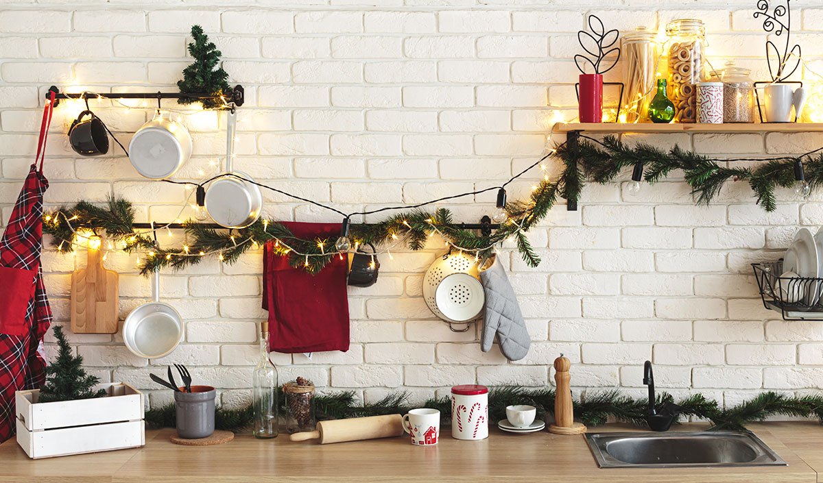 Un sapin DIY gain de place, 100 % mural