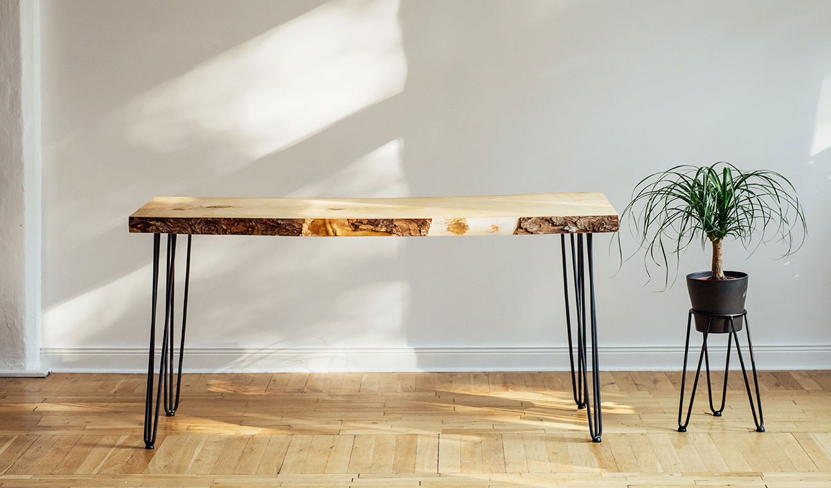 La table en bois massif : meuble pour une déco nature