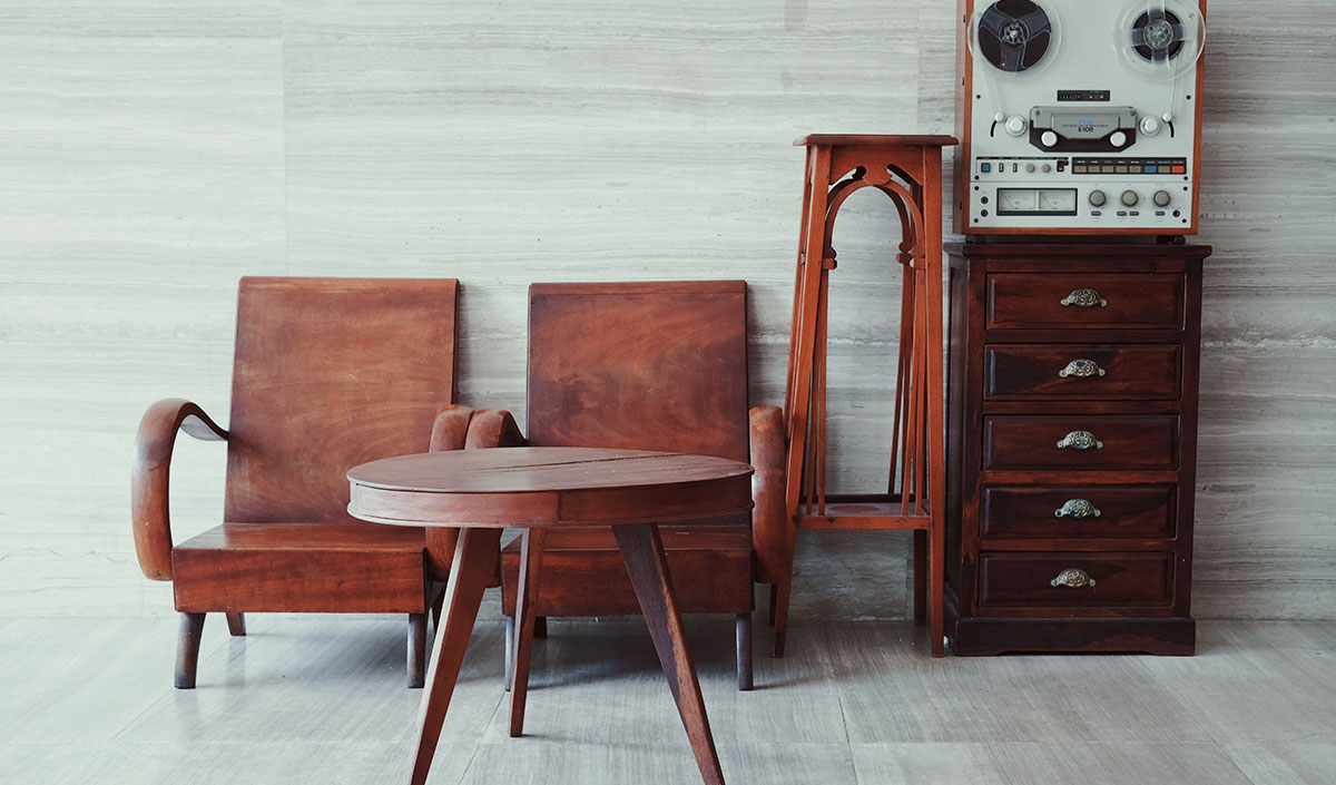 Décoration écolo : meubles anciens chinés et récupérés