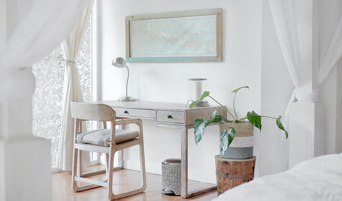 Bureau blanc : une couleur idéale pour les petits espaces