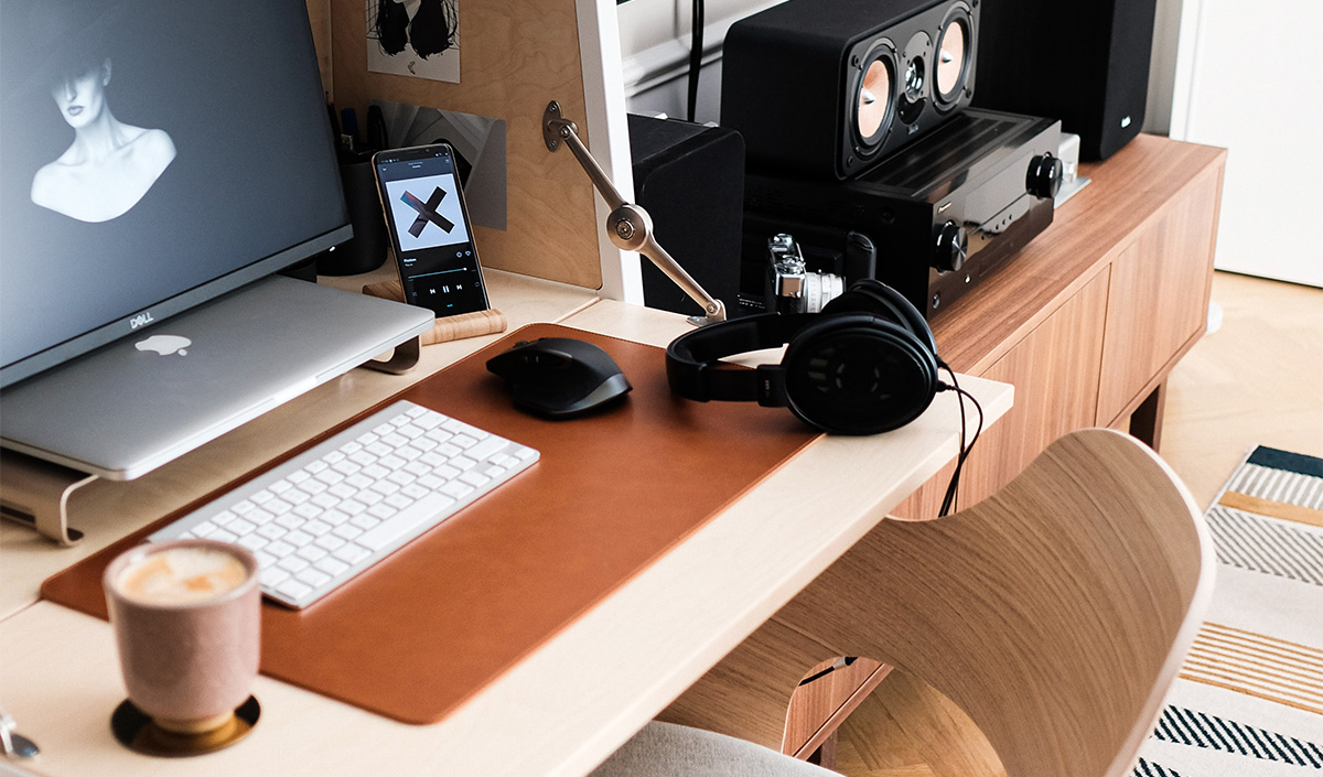 Aménager un bureau modulable dans un petit salon