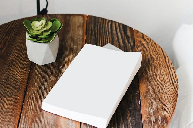 Comment restaurer un meuble en bois ?