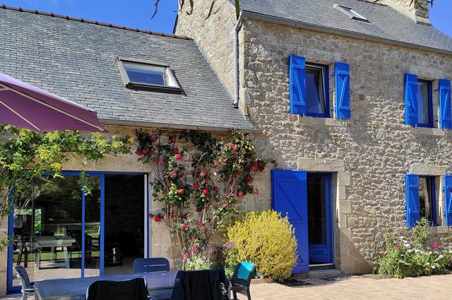 Maison bretonne : visite déco d’un gîte dans le Finistère
