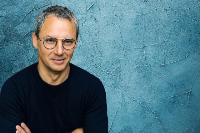 Interview : le mobilier de bureau selon le designer Jean-Louis Iratzoki