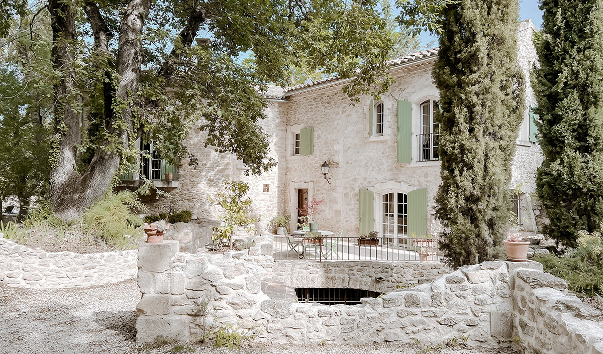 Moulin ancien provençal rénové