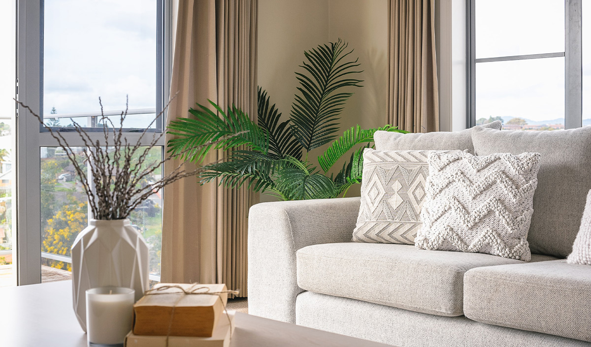 Comment décorer un canapé avec des coussins ? – Blog BUT