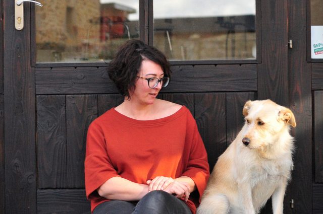 Interview : découverte du métier d’artisan-tapissier avec Lauriane Derbré !