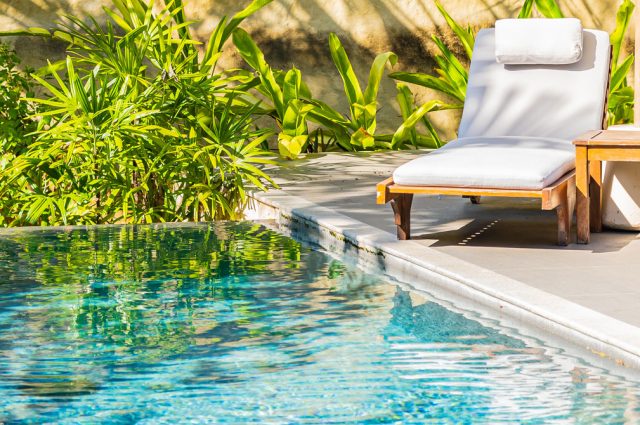 Déco piscine : 5 choses à penser pour éviter un été qui tombe à l’eau !