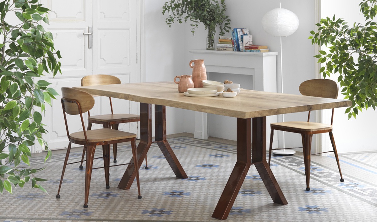 Ensemble chaise et table de salle à manger de style industriel en bois et métal