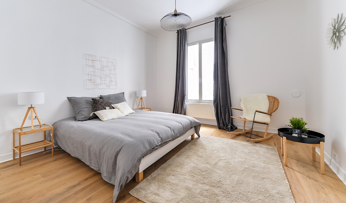 Home staging professionnel pour la chambre parentale