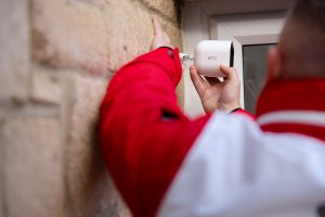 Mise en place d'une caméra pour sécuriser sa maison 