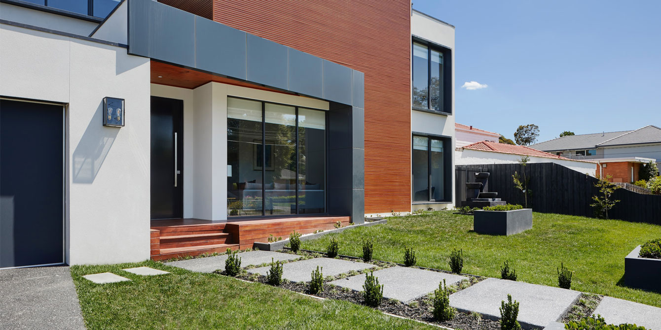 Un Jardin Devant Une Maison