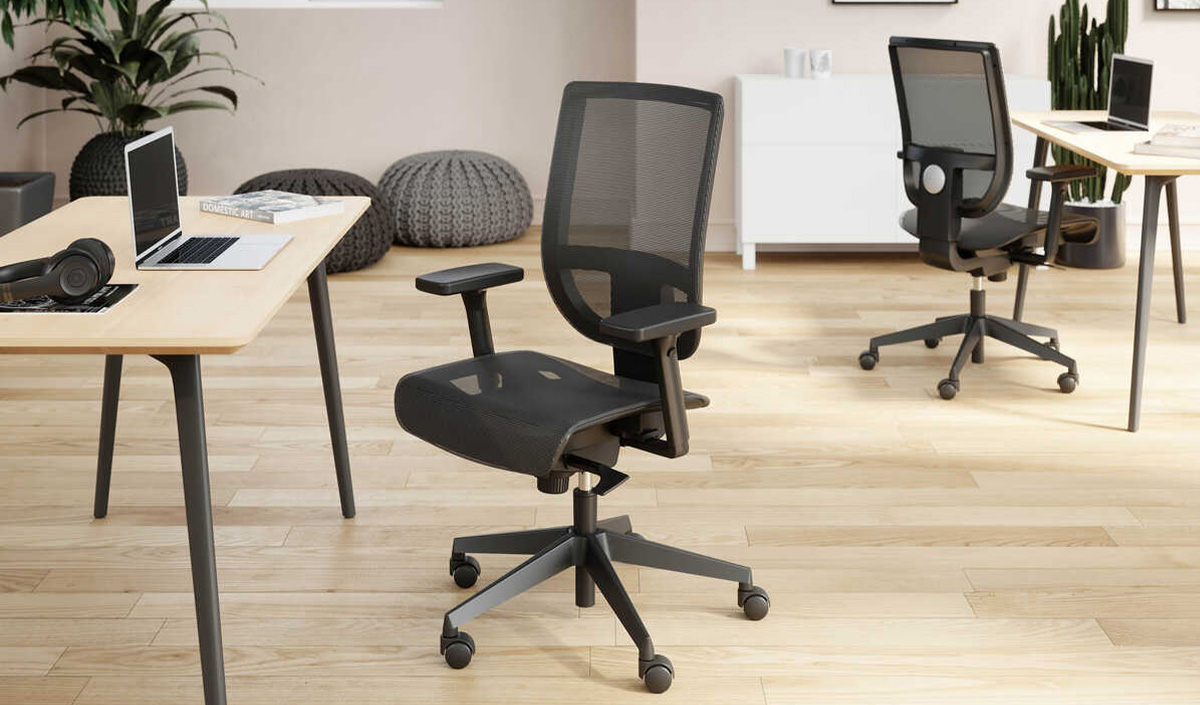 Chaise de bureau avec assise et dossier mesh 