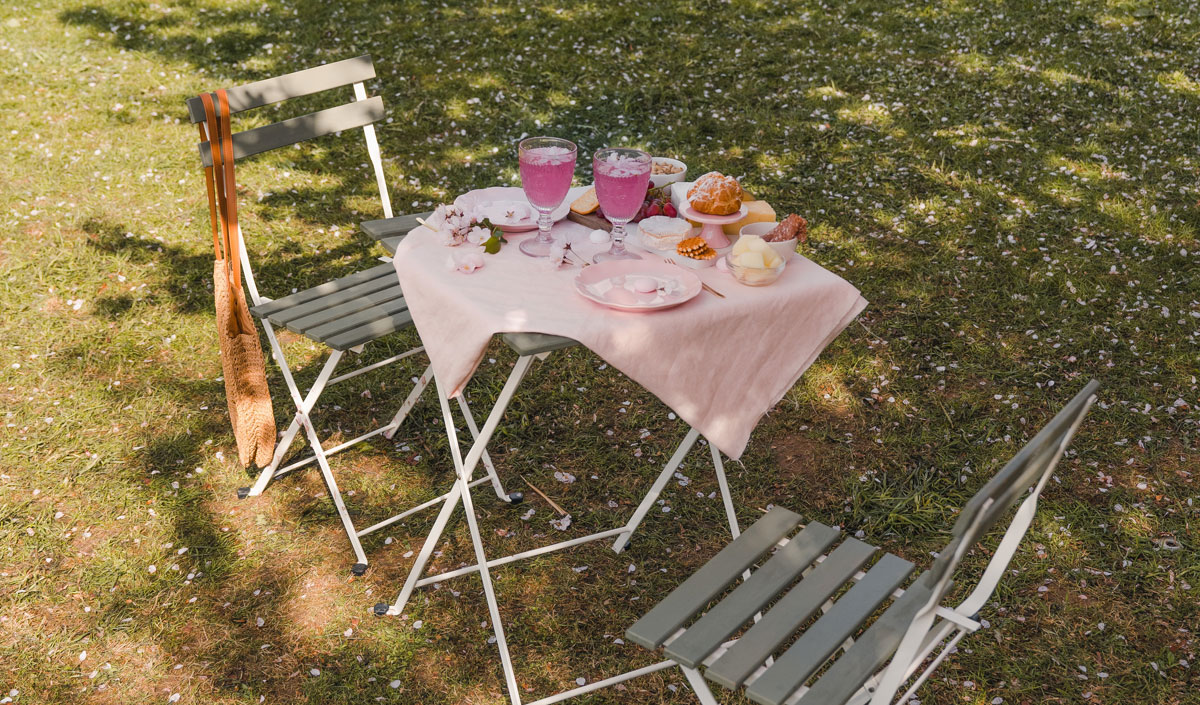 Petite table de jardin pliante