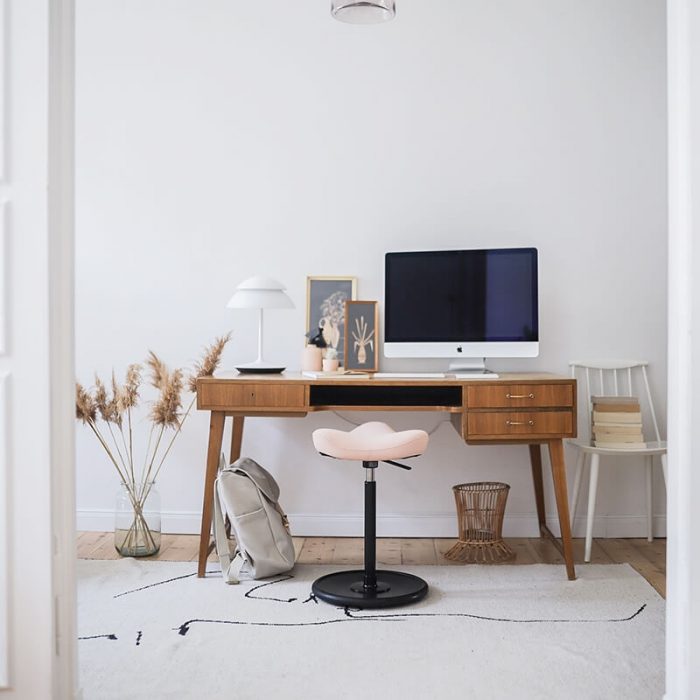 Tabouret pour le bureau