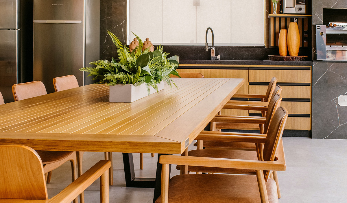 Chaise de cuisine avec accoudoirs pour personne senior