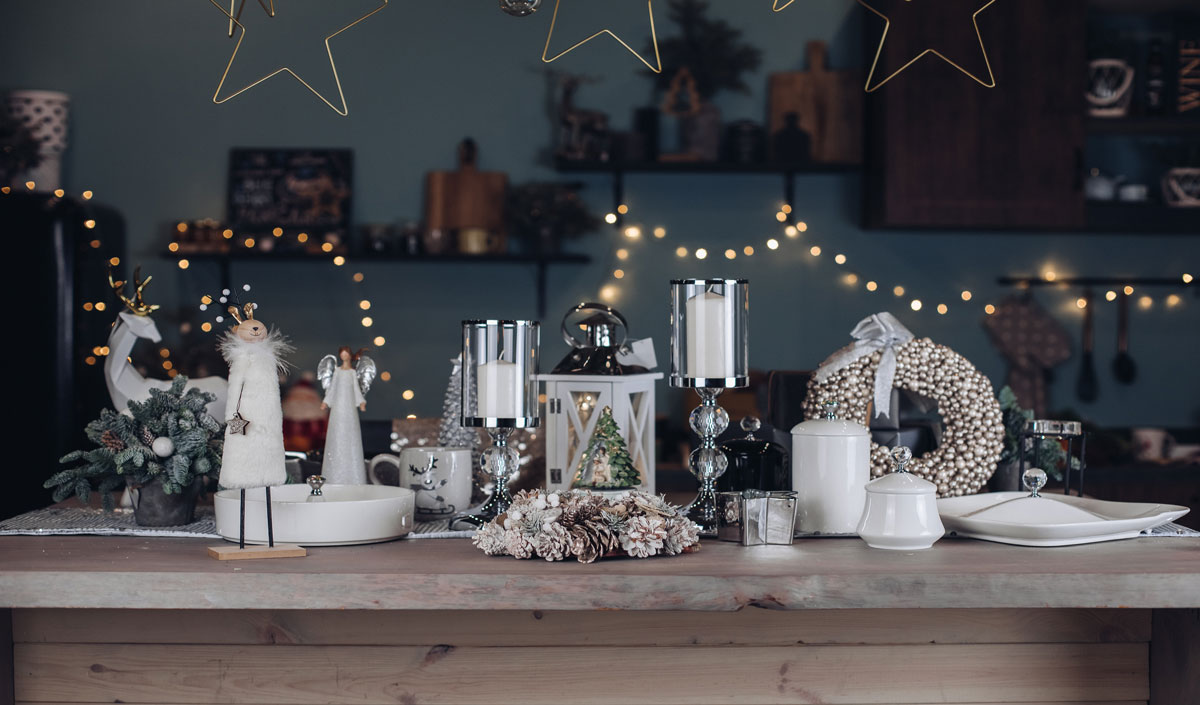 Un ilot central décoré pour les fêtes de Noel