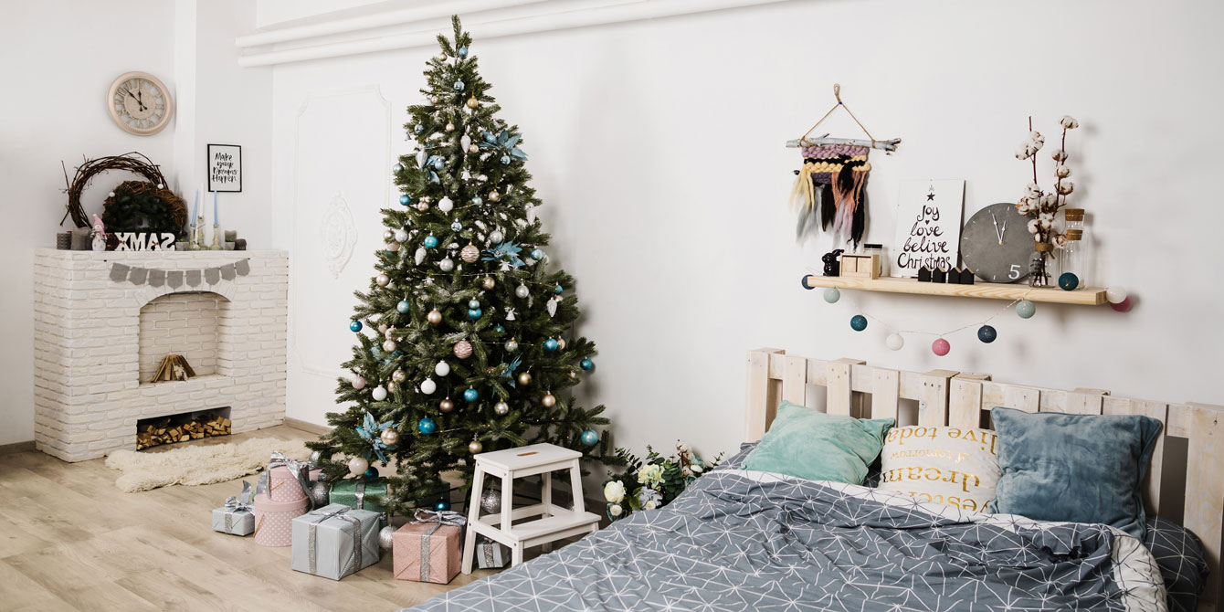 Comment décorer sa chambre pour Noël : 16 idées pour vous inspirer