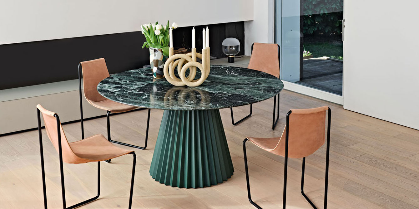 L'espace à prévoir sur une table entre chaque convive