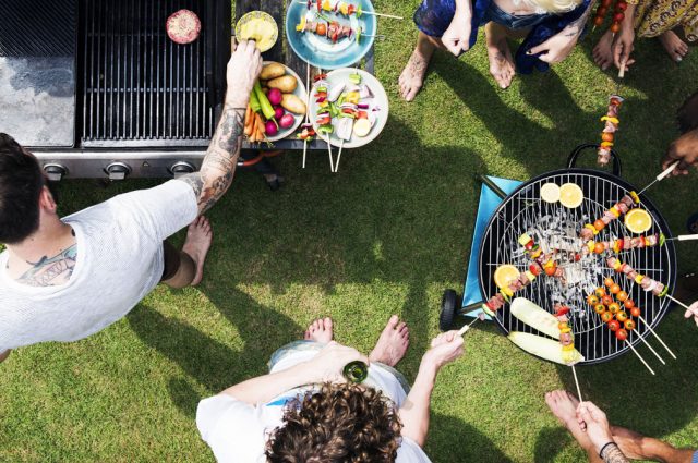 Aménager un coin barbecue : nos conseils pour un jardin flamboyant !