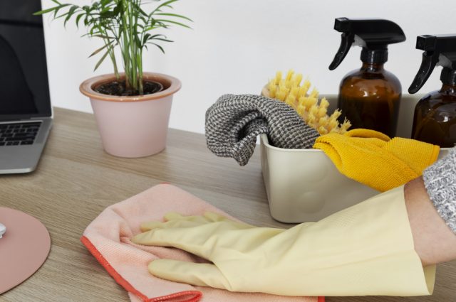 Comment nettoyer efficacement son bureau ?