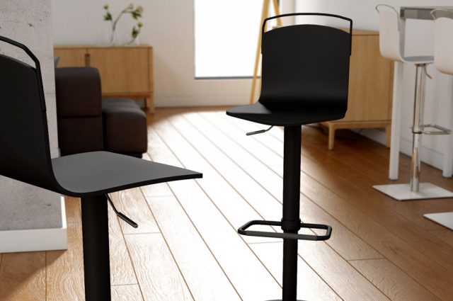 Tabouret de bar qui grince : que faire pour le réparer ?