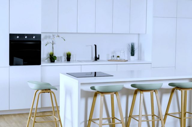 Quelle couleur pour les murs d’une cuisine blanche ?
