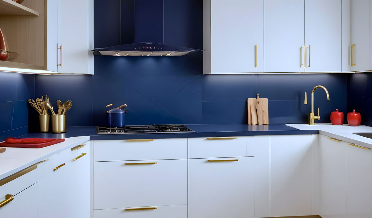 Le bleu profond : élégance et profondeur