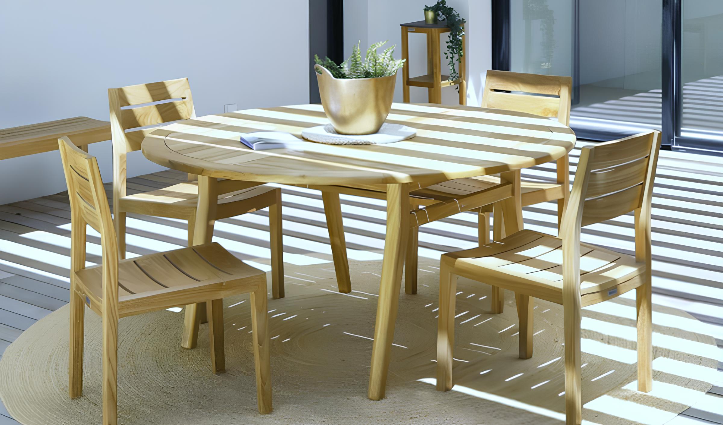 Le teck, le bois exotique par excellence pour une table à manger résistante