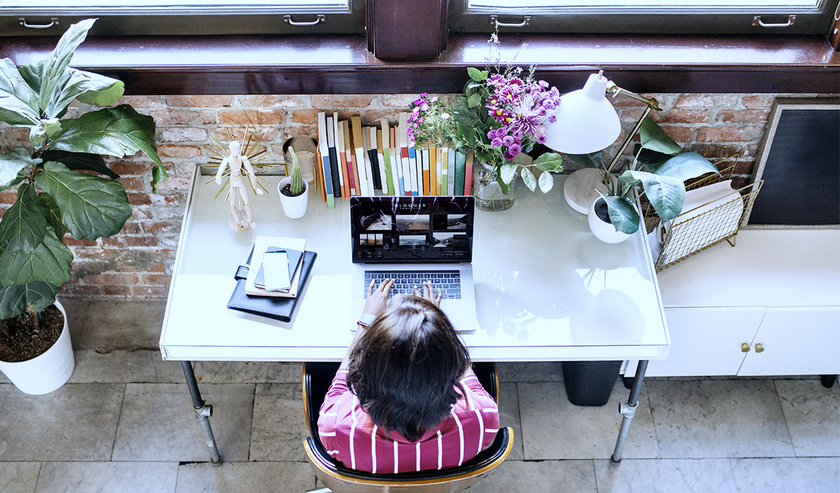 Décorer son bureau de télétravail pour apporter sa touche personnelle