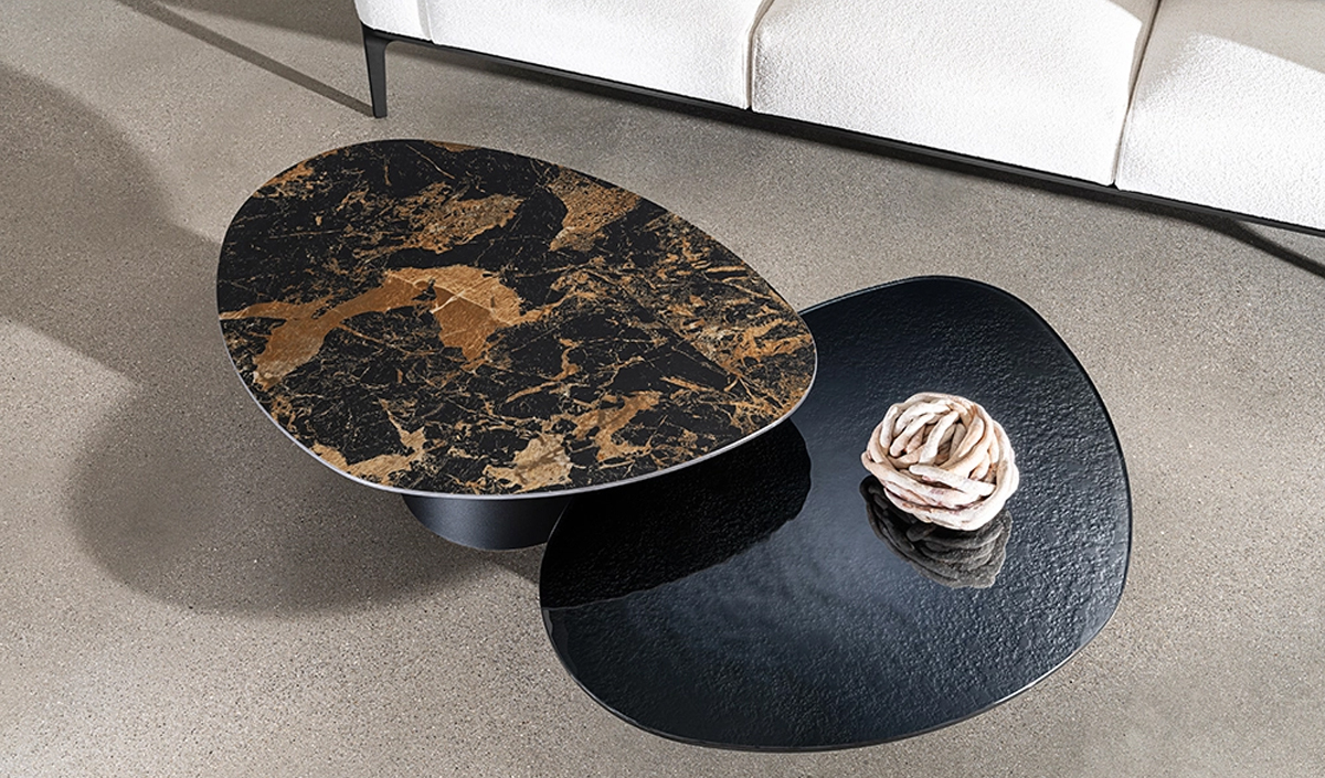 Table basse design en céramique Totem