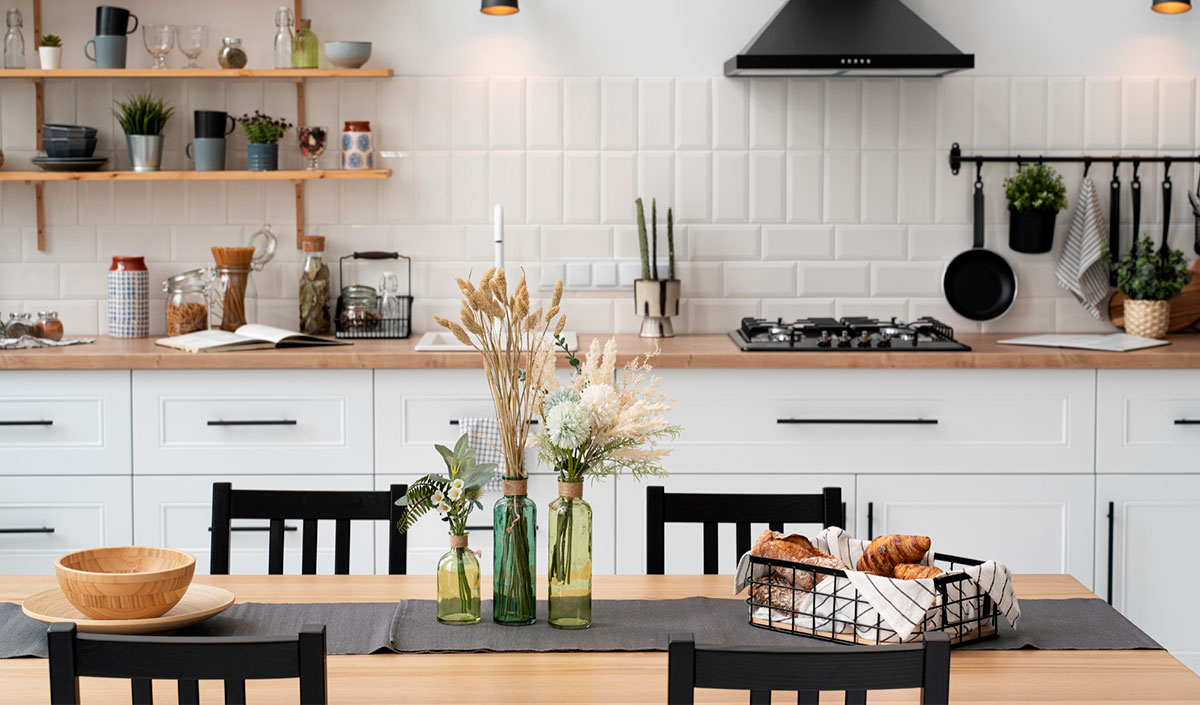 Installer un éclairage artificiel adapté à une cuisine sombre
