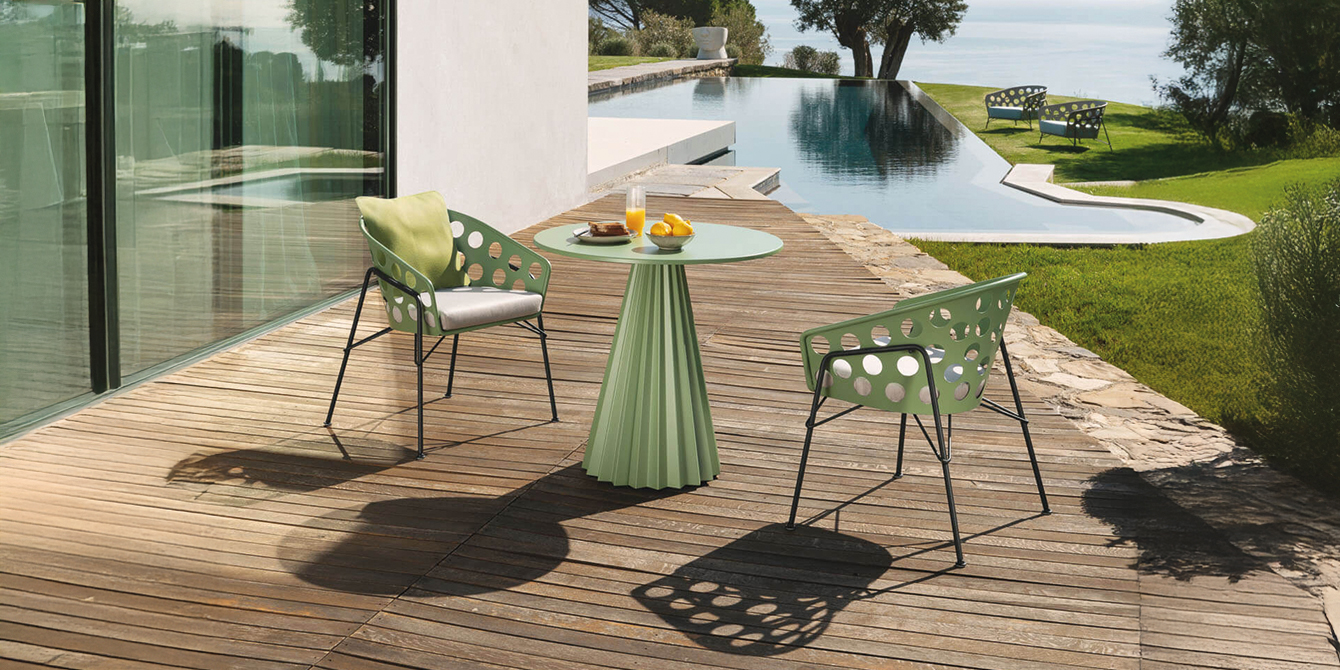Quel salon de jardin choisir sur une terrasse en bois ?