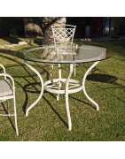 Table de jardin en verre