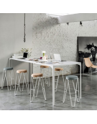 Tabourets aux pieds originaux