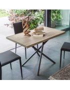 Table d'appoint design