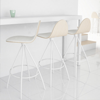 Tabouret pivotant